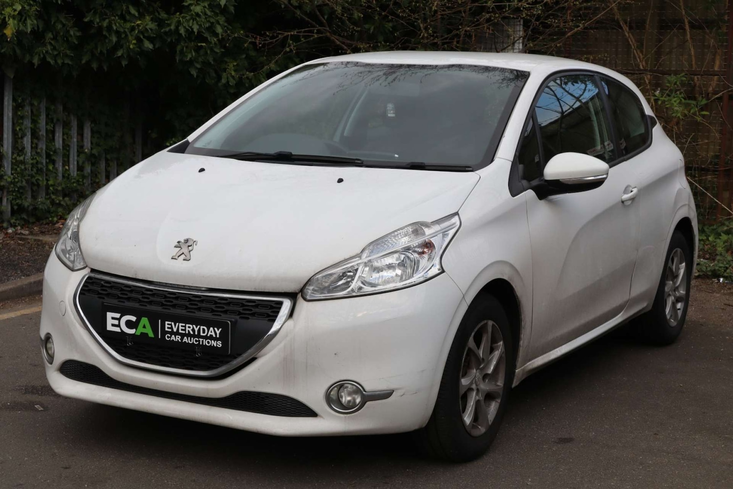 Used Peugeot 208 2015 for sale - 78083370: Photo 3