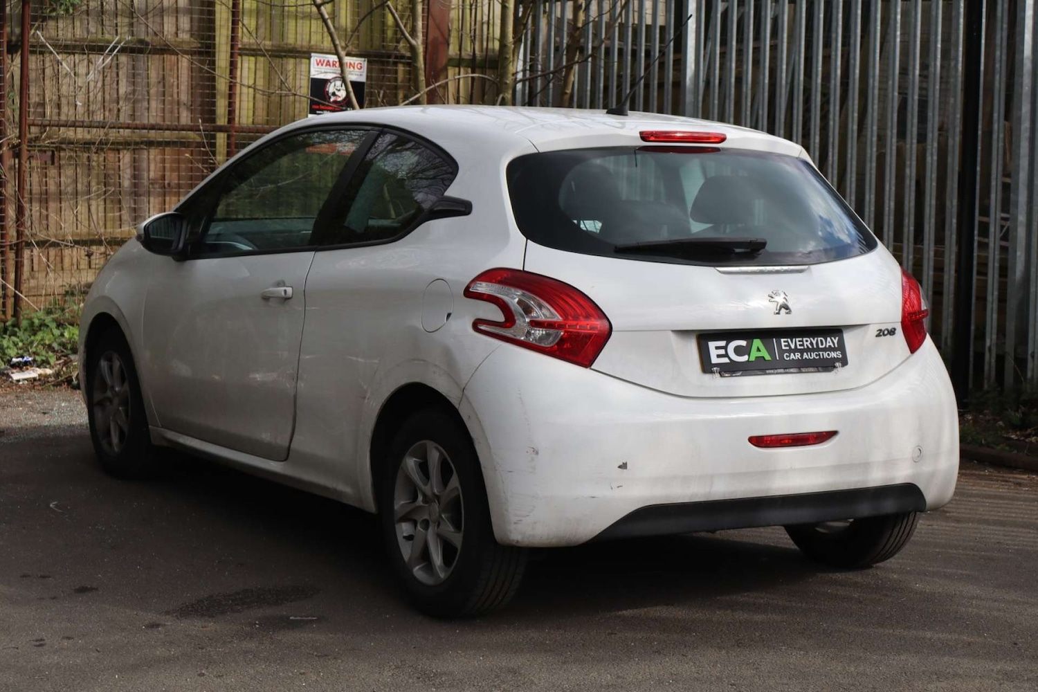 Used Peugeot 208 2015 for sale - 78083370: Photo 6