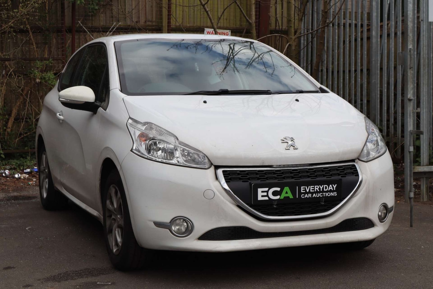 Used Peugeot 208 2015 for sale - 78083370: Photo 8
