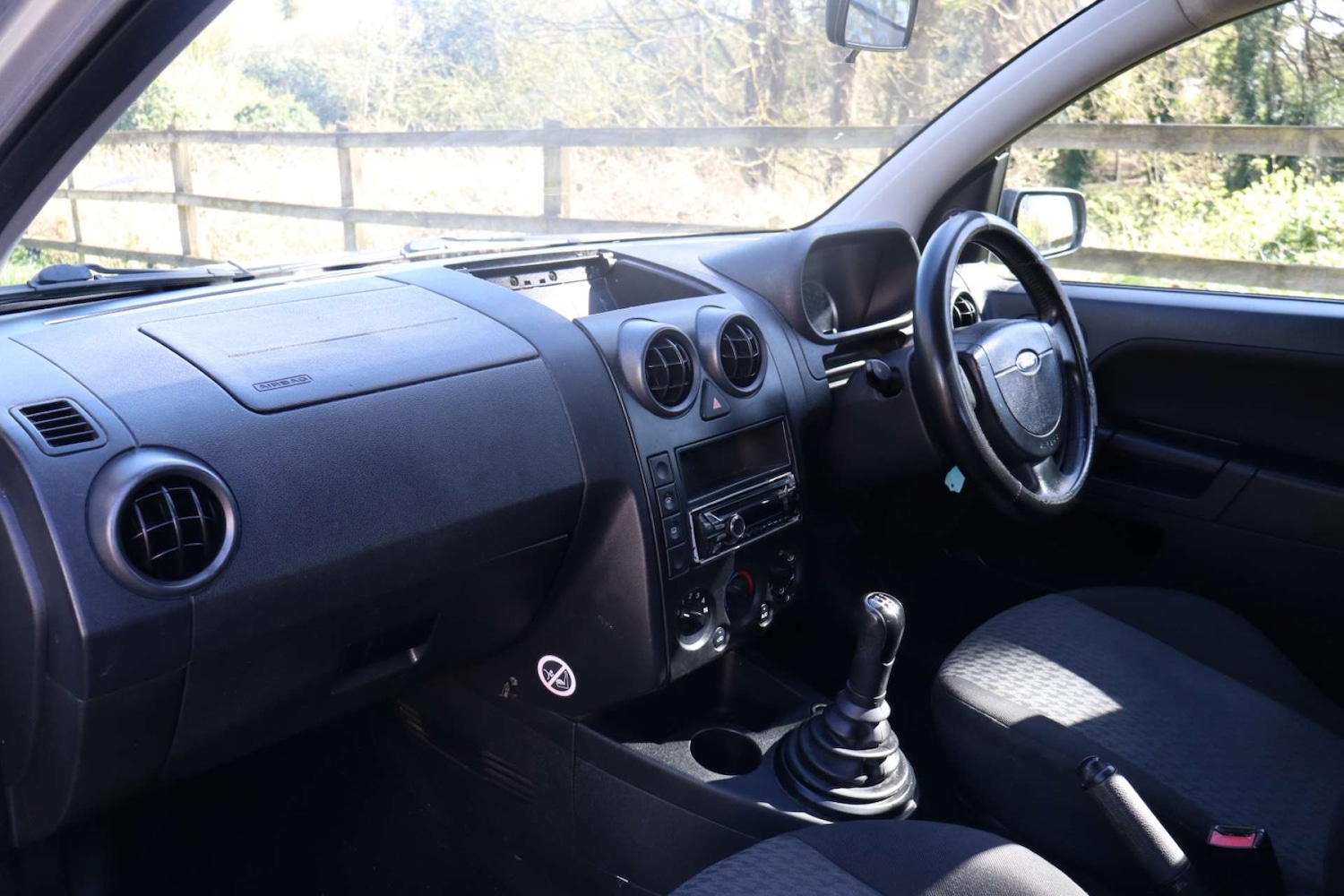 Used Ford Fusion 2004 for sale - 78026349: Photo 22