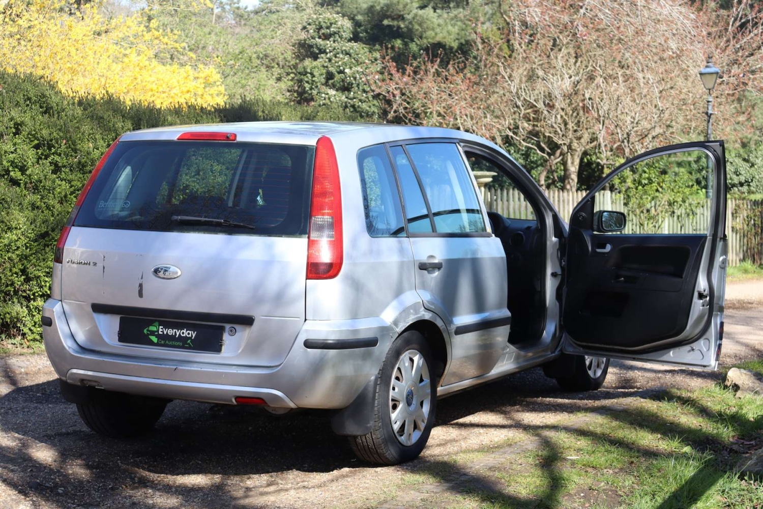 Used Ford Fusion 2004 for sale - 78026349: Photo 42