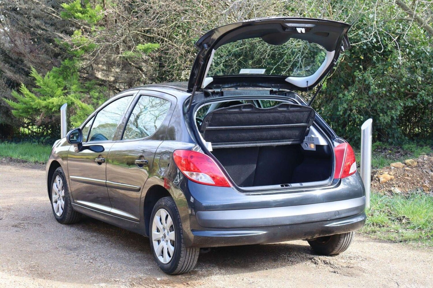 Used Peugeot 207 2009 for sale - 77919014: Photo 13