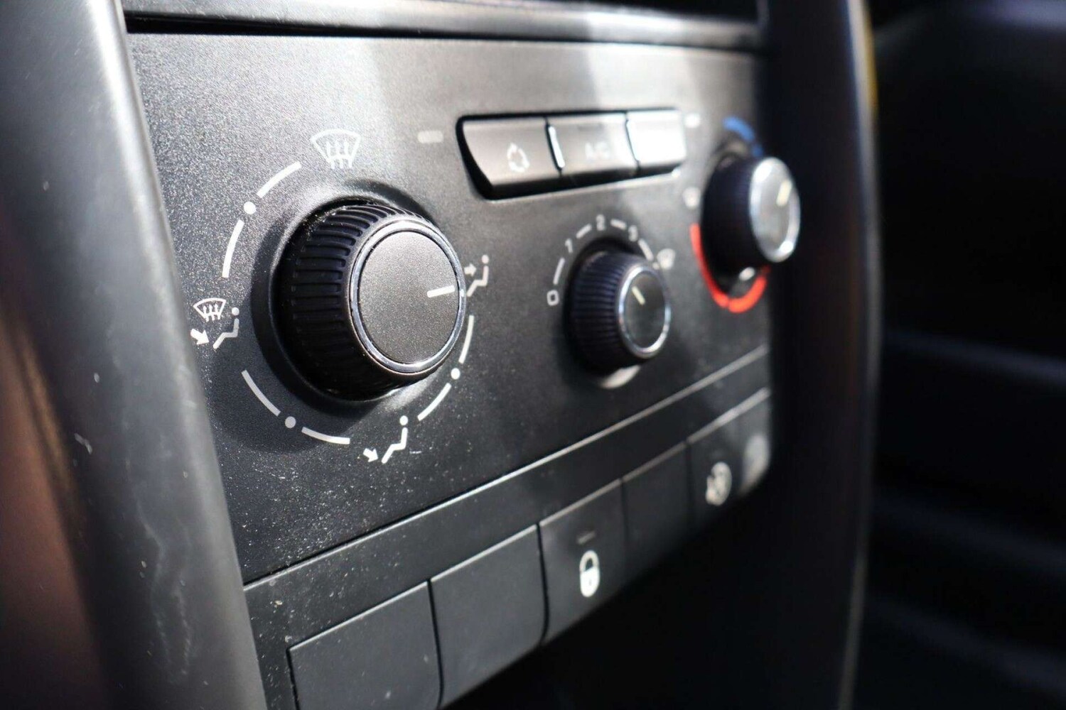 Used Peugeot 207 2009 for sale - 77919014: Photo 20