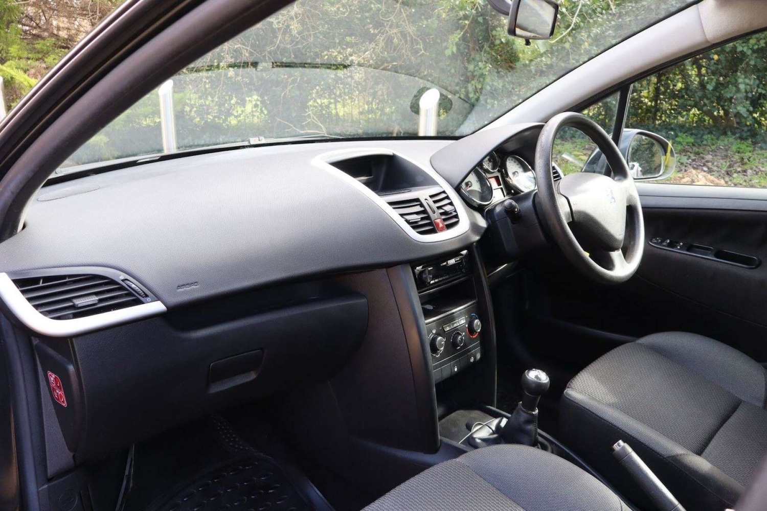 Used Peugeot 207 2009 for sale - 77919014: Photo 4