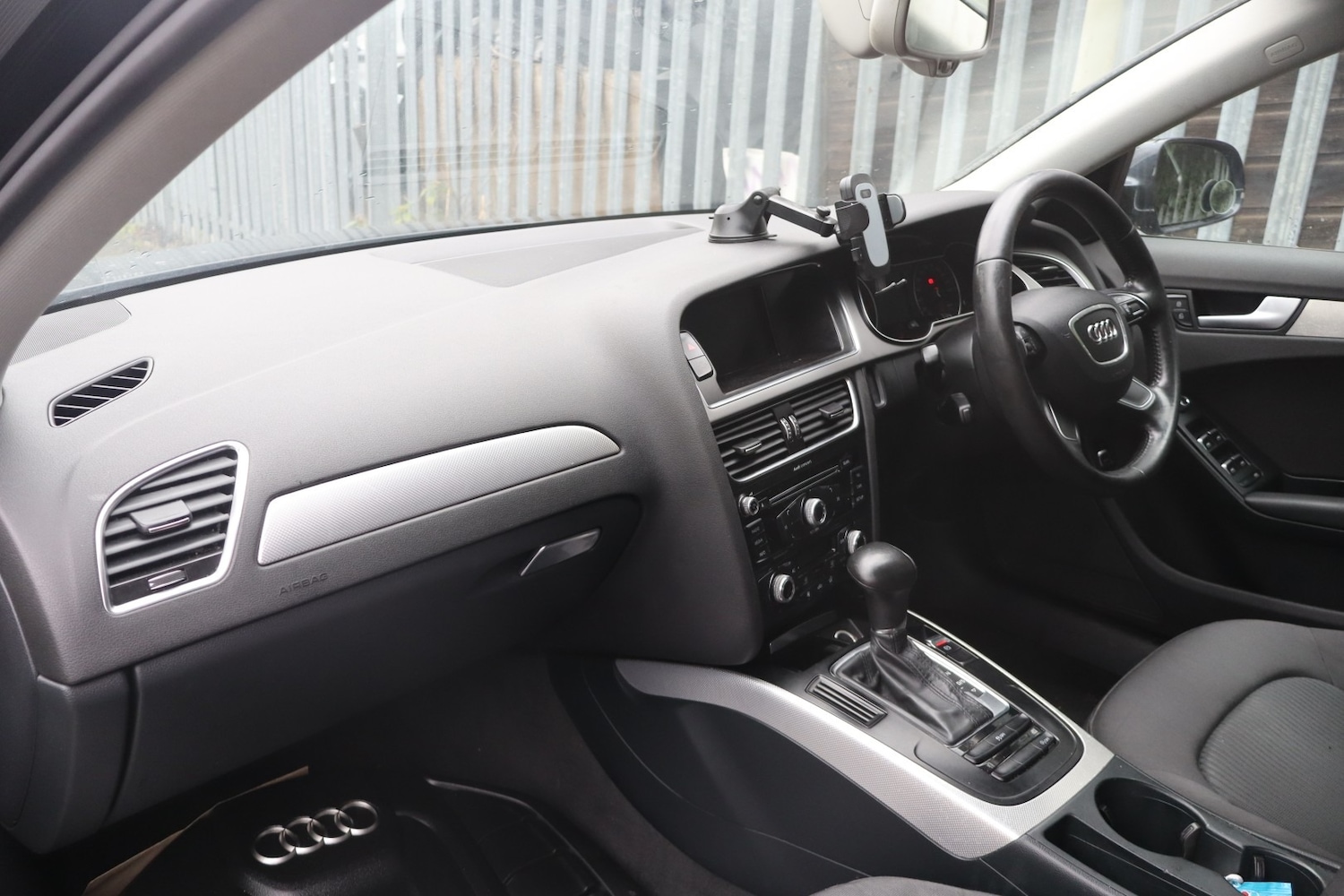 Used Audi A4 2013 for sale - 77283431: Photo 5