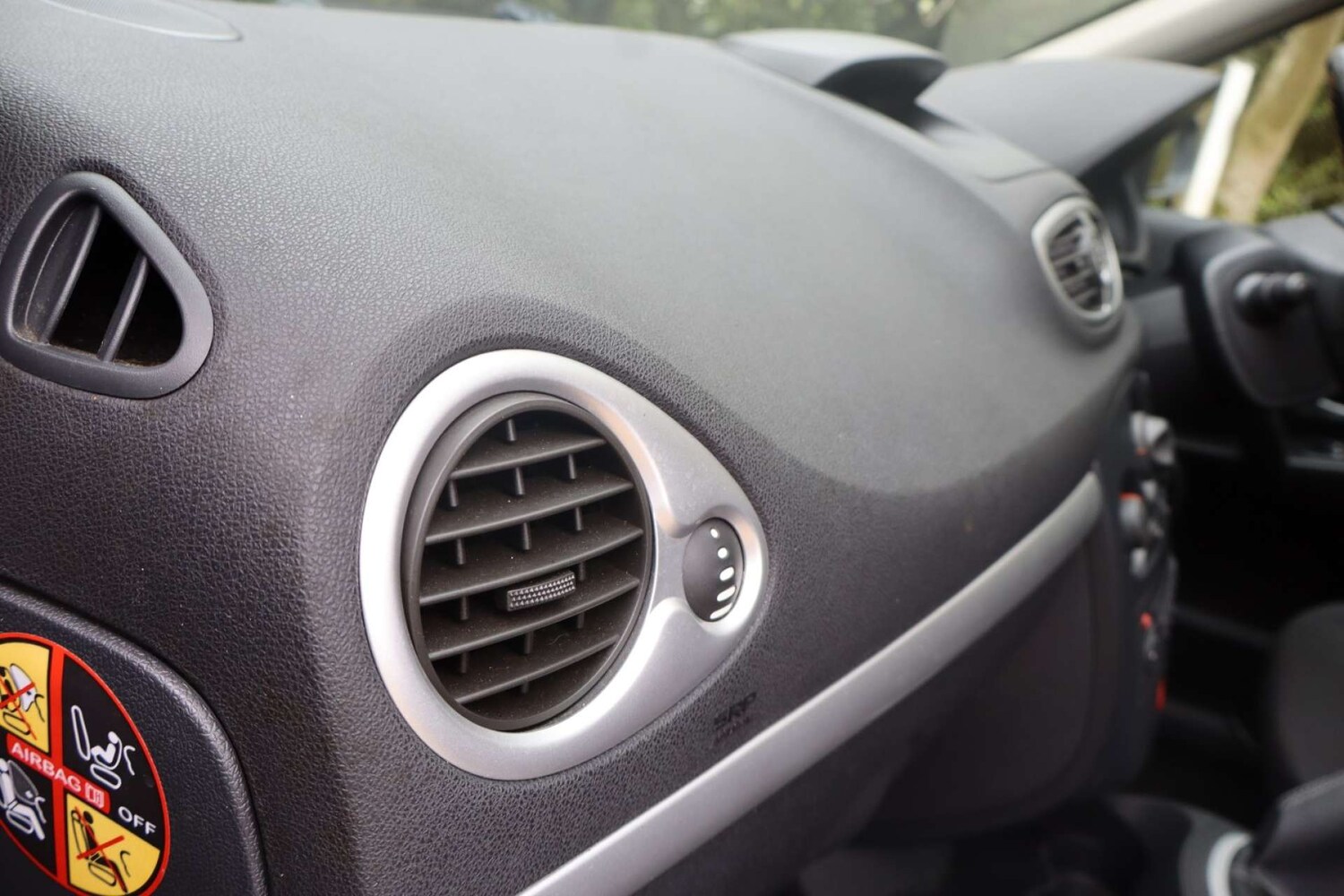 Used Renault Clio 2008 for sale - 78091320: Photo 28