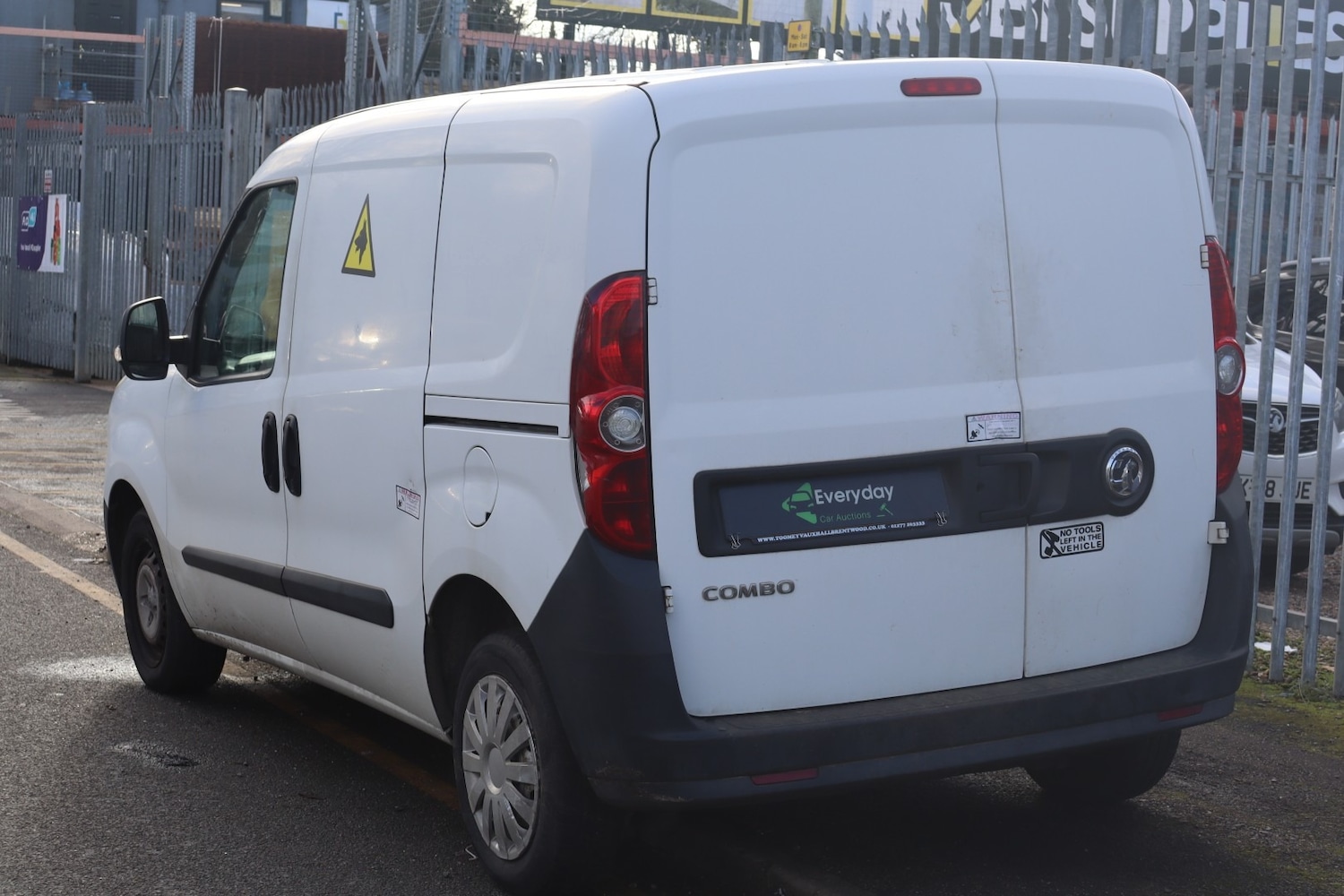 Used Vauxhall Combo 2016 for sale - 77432675: Photo 4