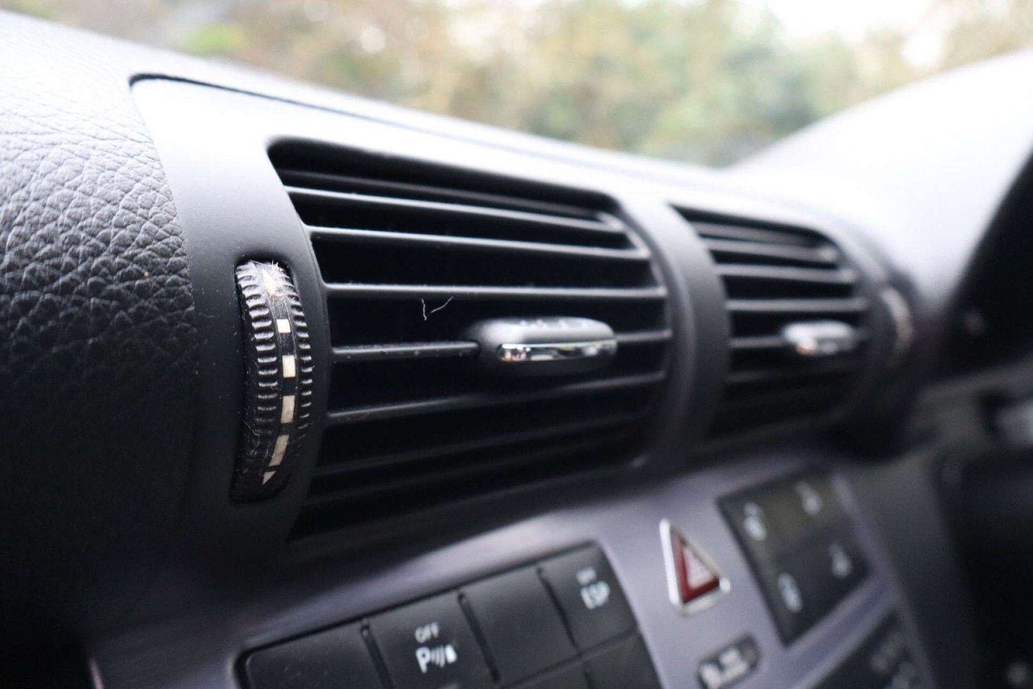 Used Mercedes-Benz CLC Class 2010 for sale - 77910119: Photo 24