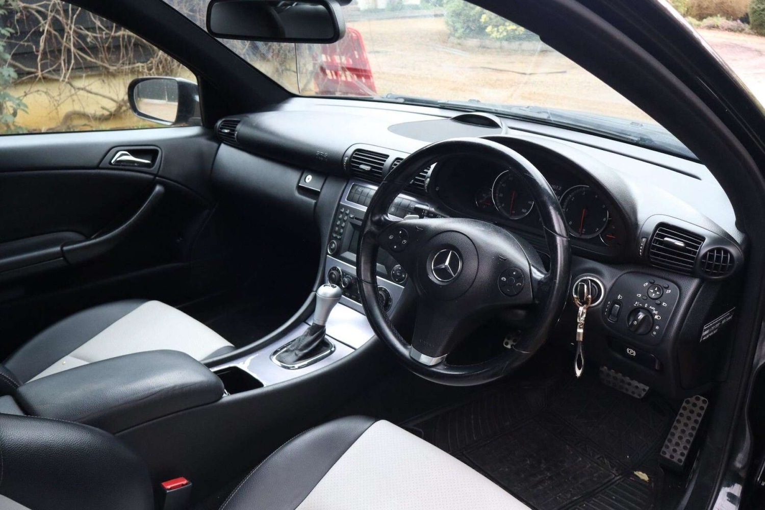 Used Mercedes-Benz CLC Class 2010 for sale - 77910119: Photo 4