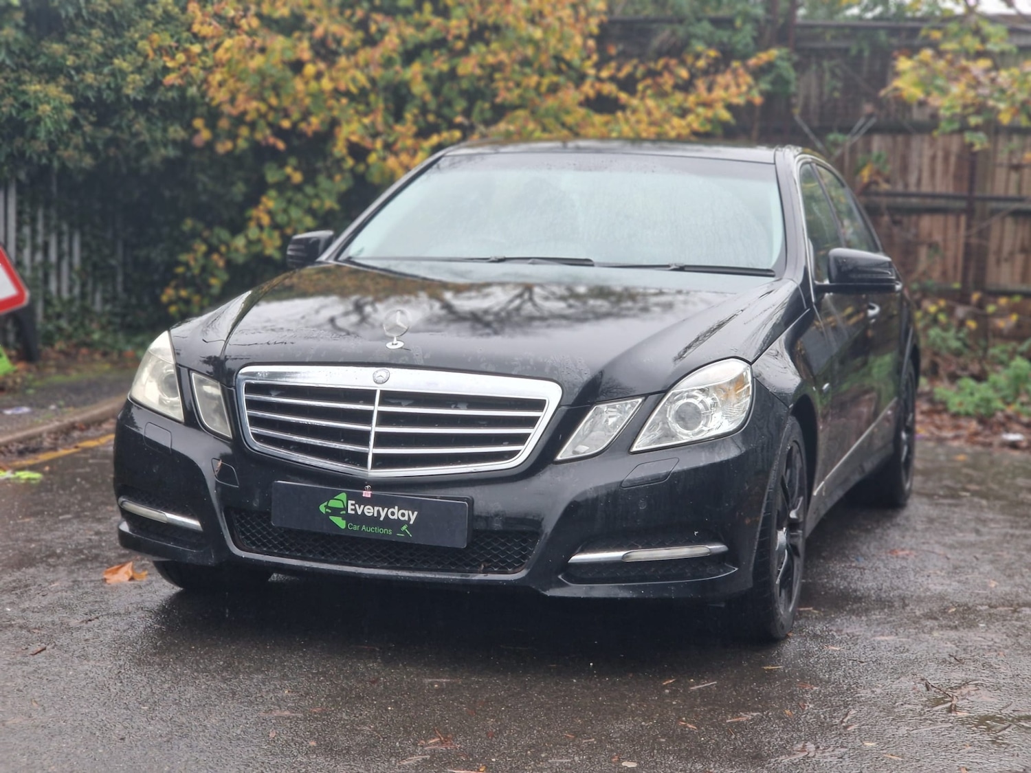 Used Mercedes-Benz E Class 2012 for sale - 76576668: Photo 12