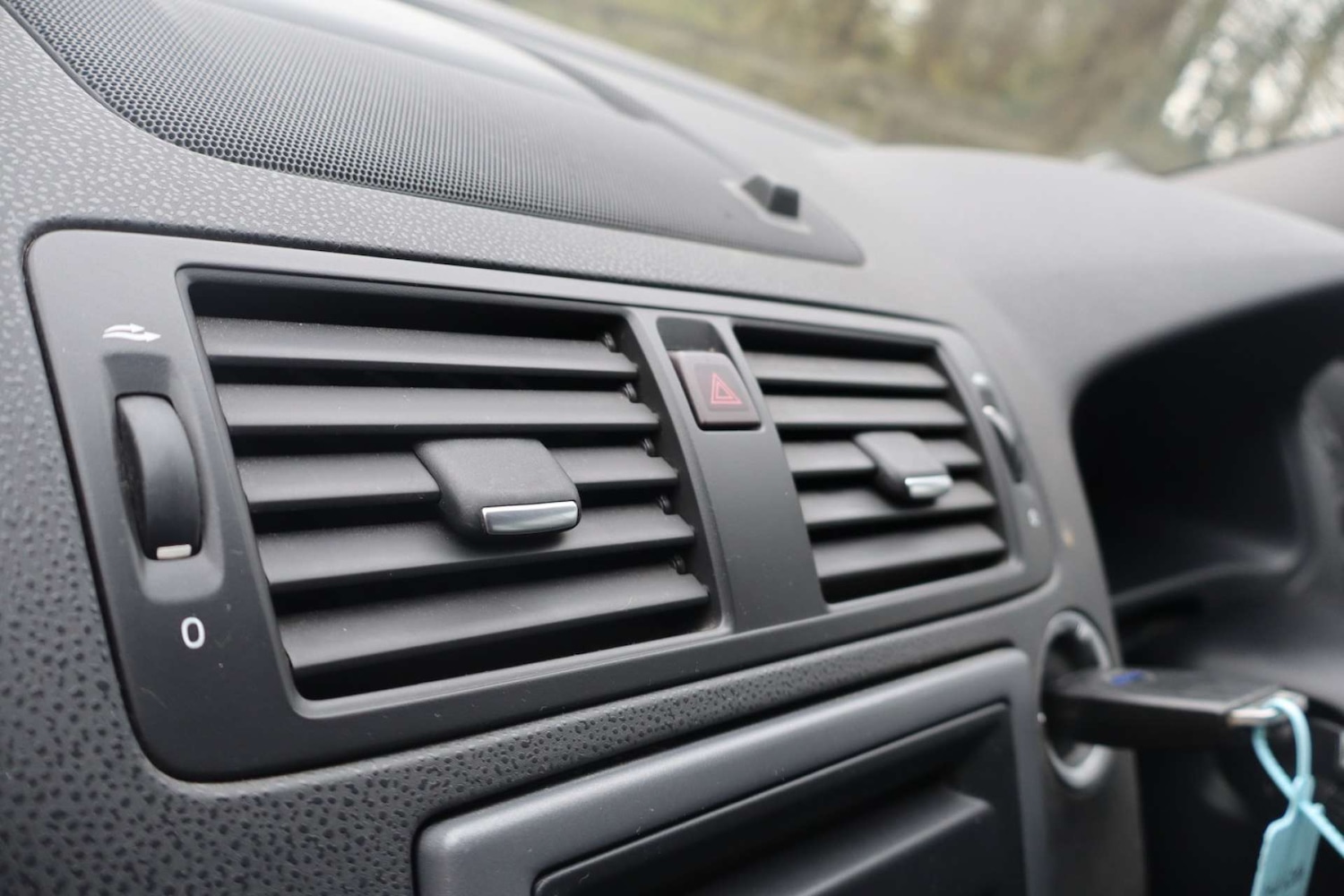 Used Volvo V50 2009 for sale - 78078335: Photo 27