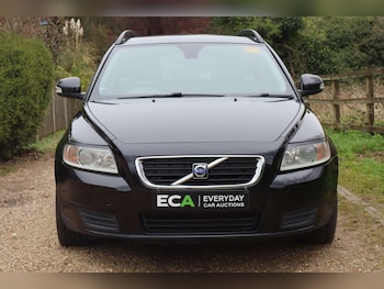 Used Volvo V50 2009 for sale - 78078335: Photo