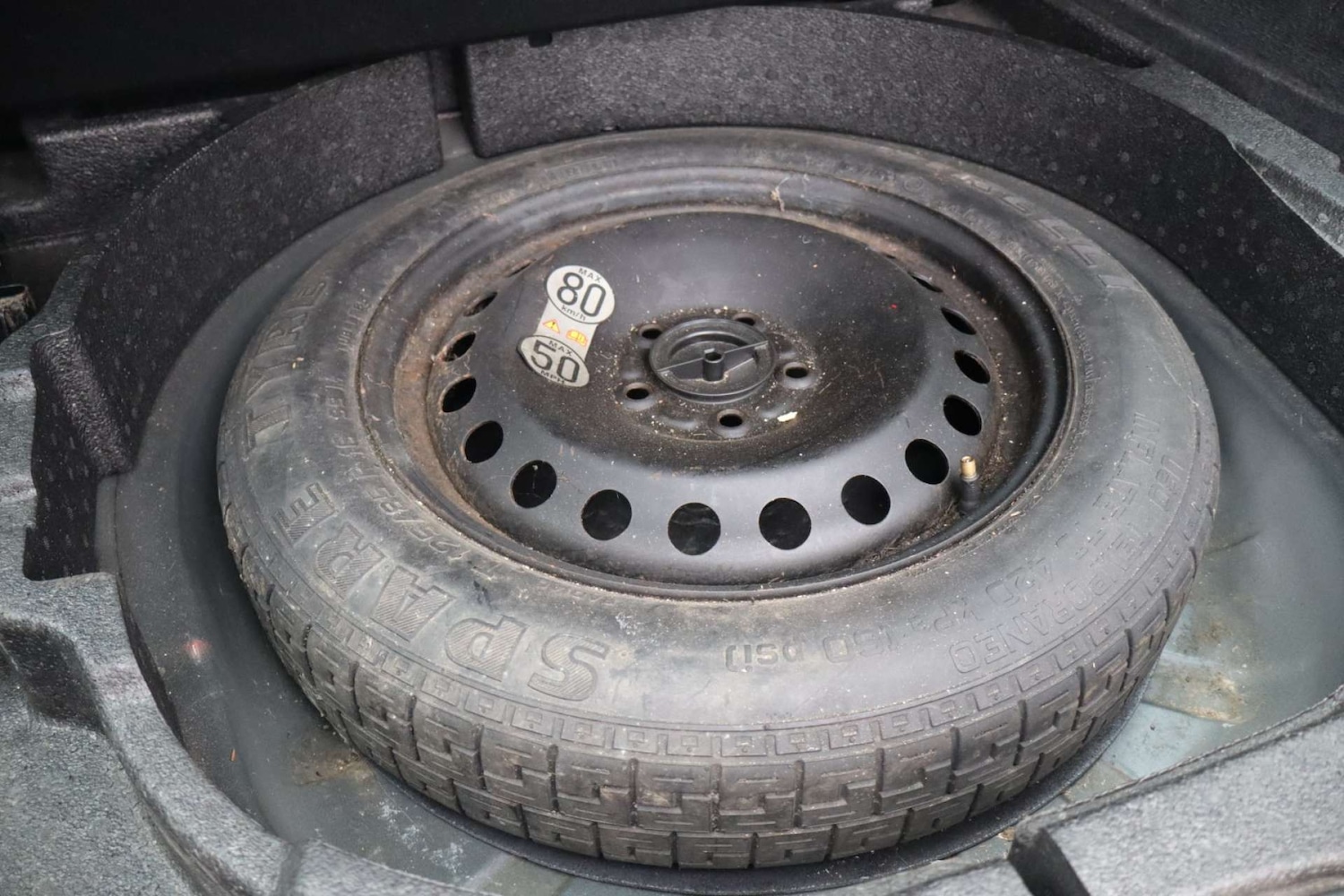 Used Volvo V50 2009 for sale - 78078335: Photo 37