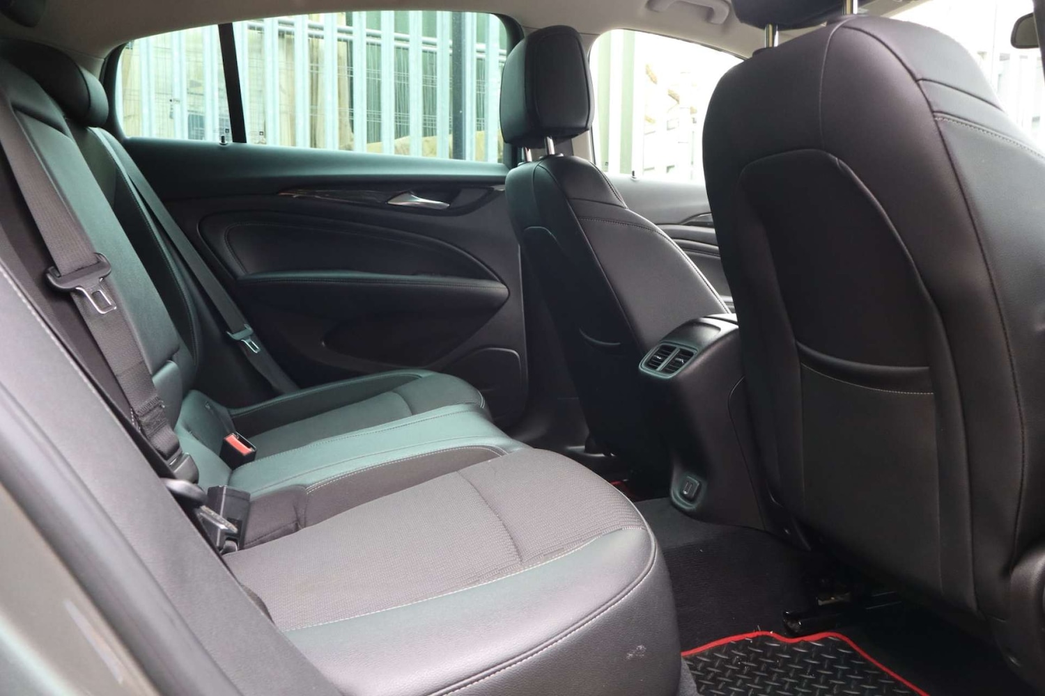 Used Vauxhall Insignia 2018 for sale - 78106652: Photo 12