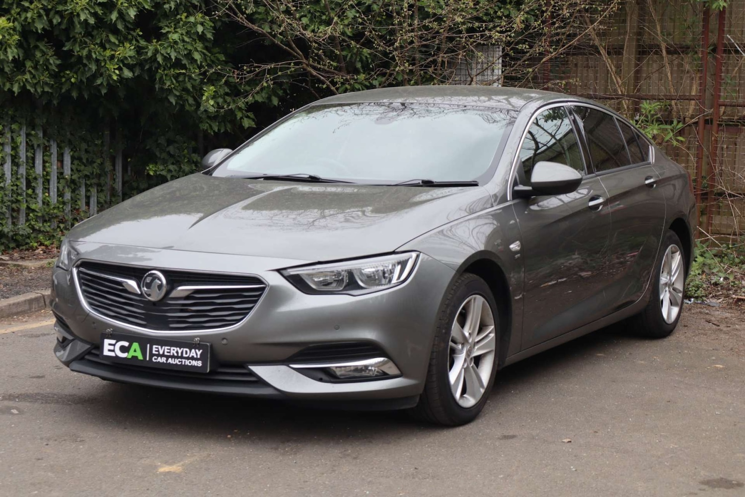 Used Vauxhall Insignia 2018 for sale - 78106652: Photo 3
