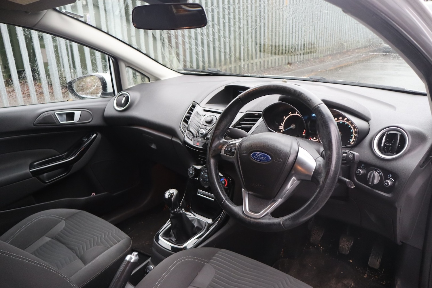 Used Ford Fiesta 2013 for sale - 77270808: Photo 3