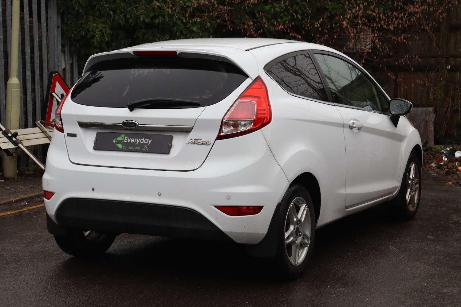Used Ford Fiesta 2013 for sale - 77270808: Photo 4