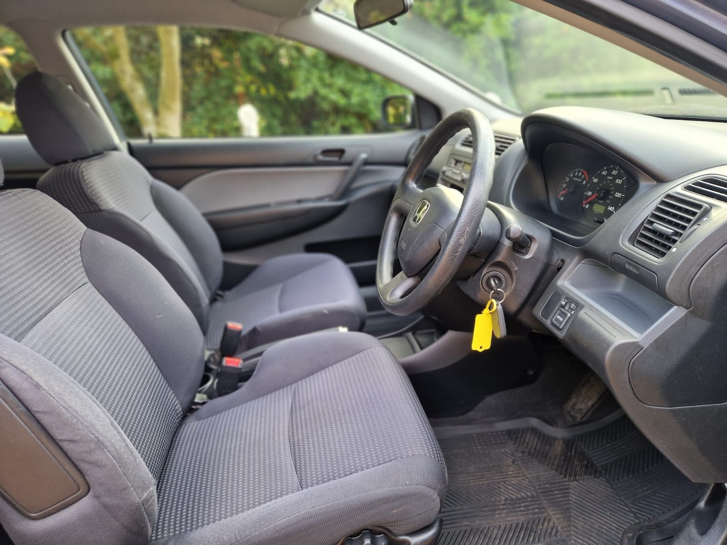 Used Honda Civic 2002 for sale - 76340845: Photo 11