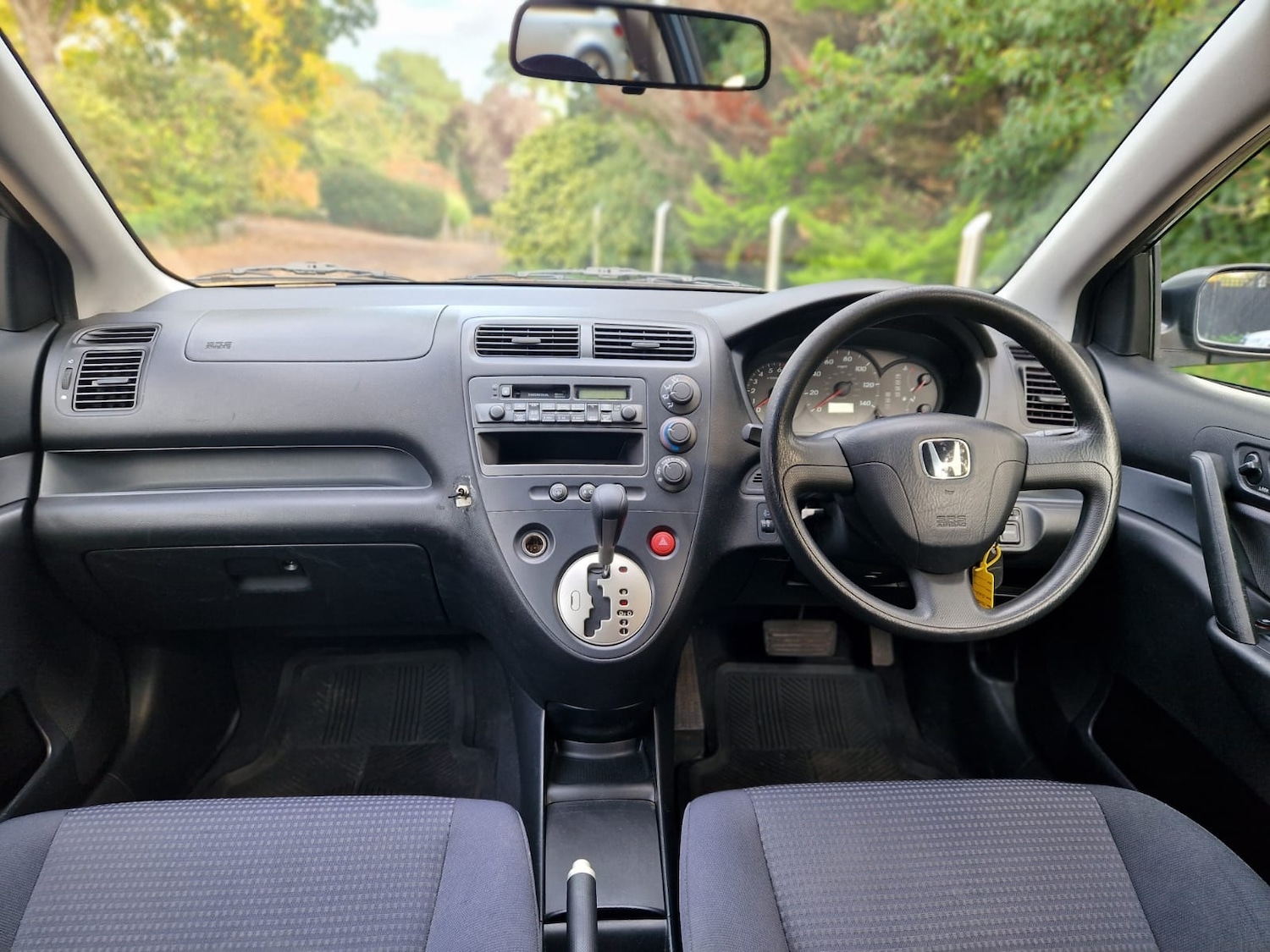 Used Honda Civic 2002 for sale - 76340845: Photo 15