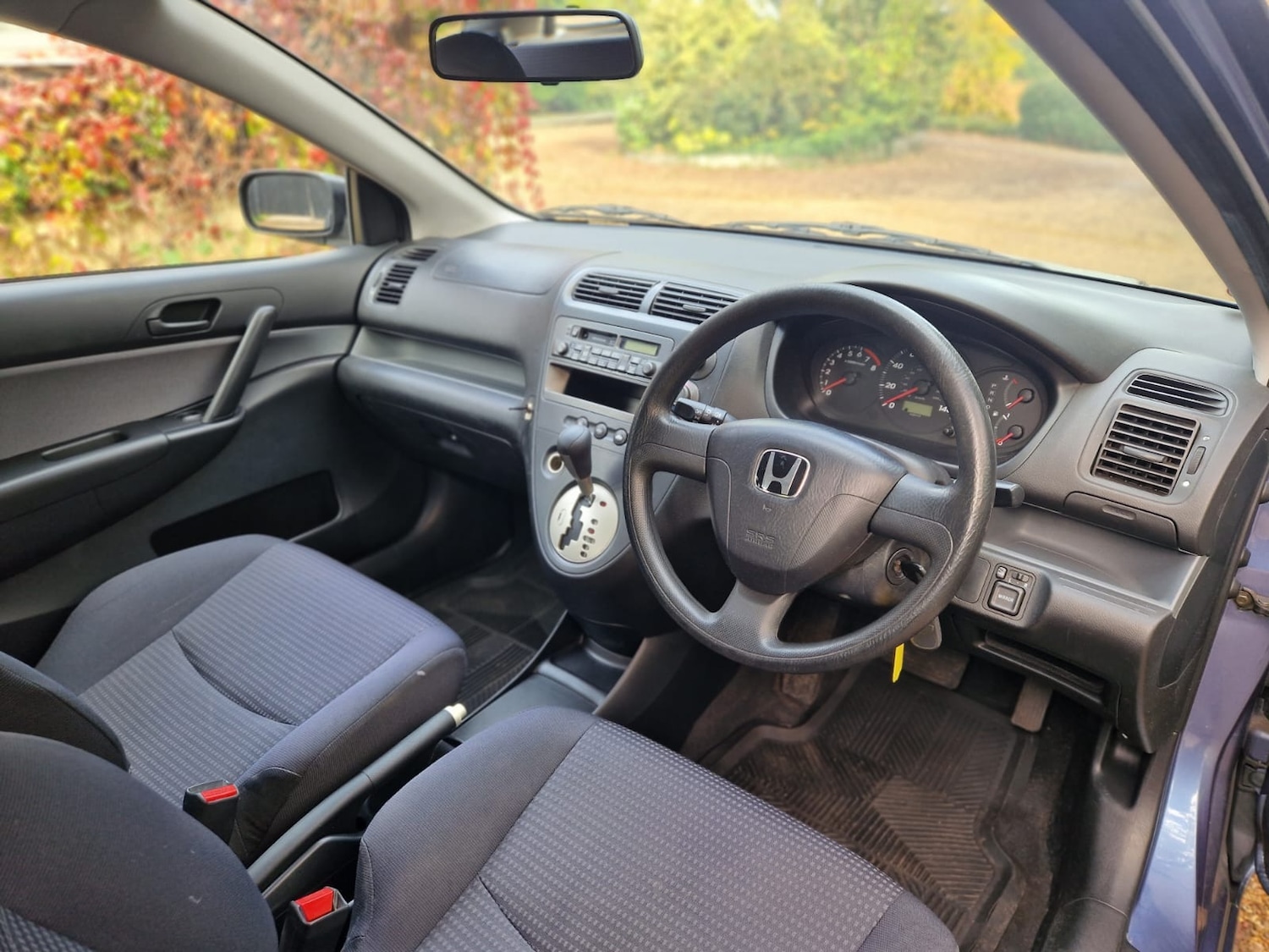 Used Honda Civic 2002 for sale - 76340845: Photo 19