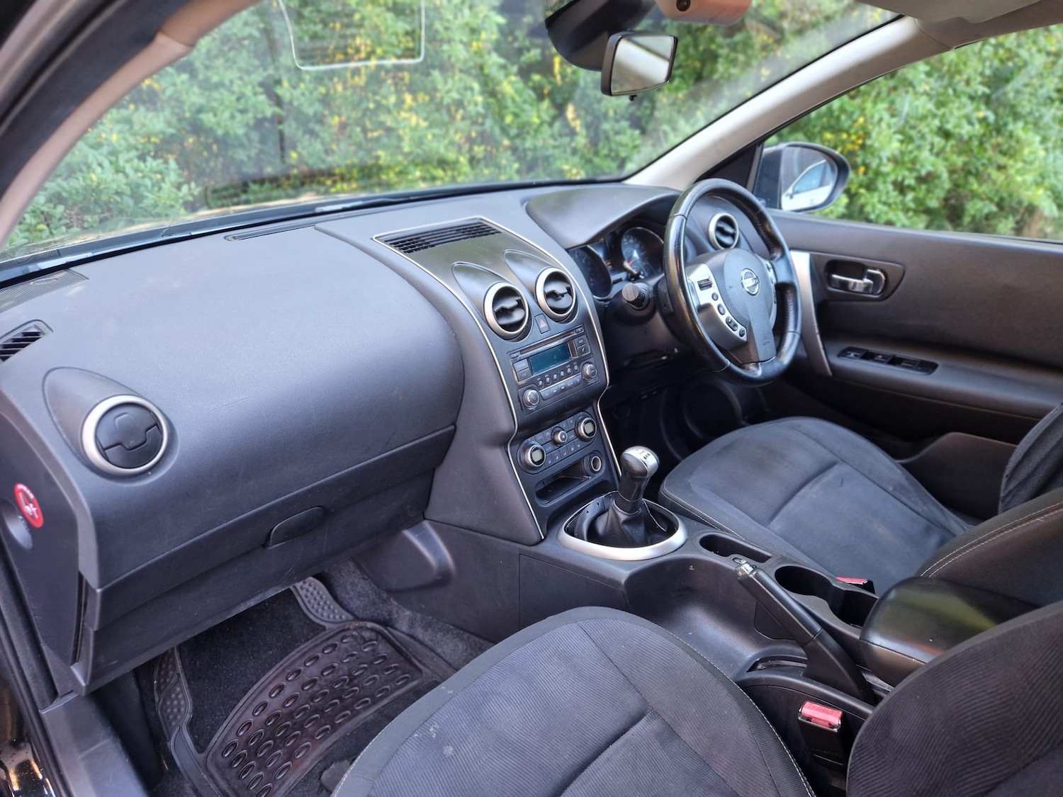 Used Nissan Qashqai 2010 for sale - 76363464: Photo 16