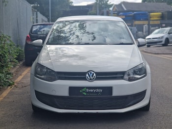 Used Volkswagen Polo 2010 for sale - 75592681: Photo