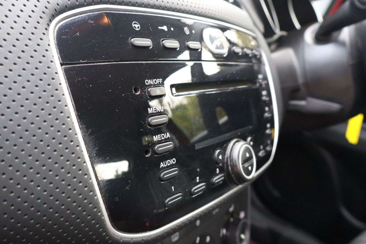 Used Fiat Punto Evo 2011 for sale - 77910135: Photo 30