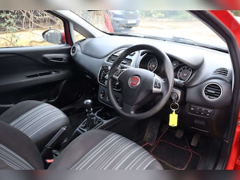 Used Fiat Punto Evo 2011 for sale - 77910135: Photo