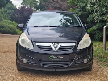 Vauxhall - Corsa
