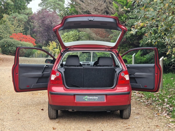 Used Volkswagen Polo 2002 for sale - 76264284: Photo 23