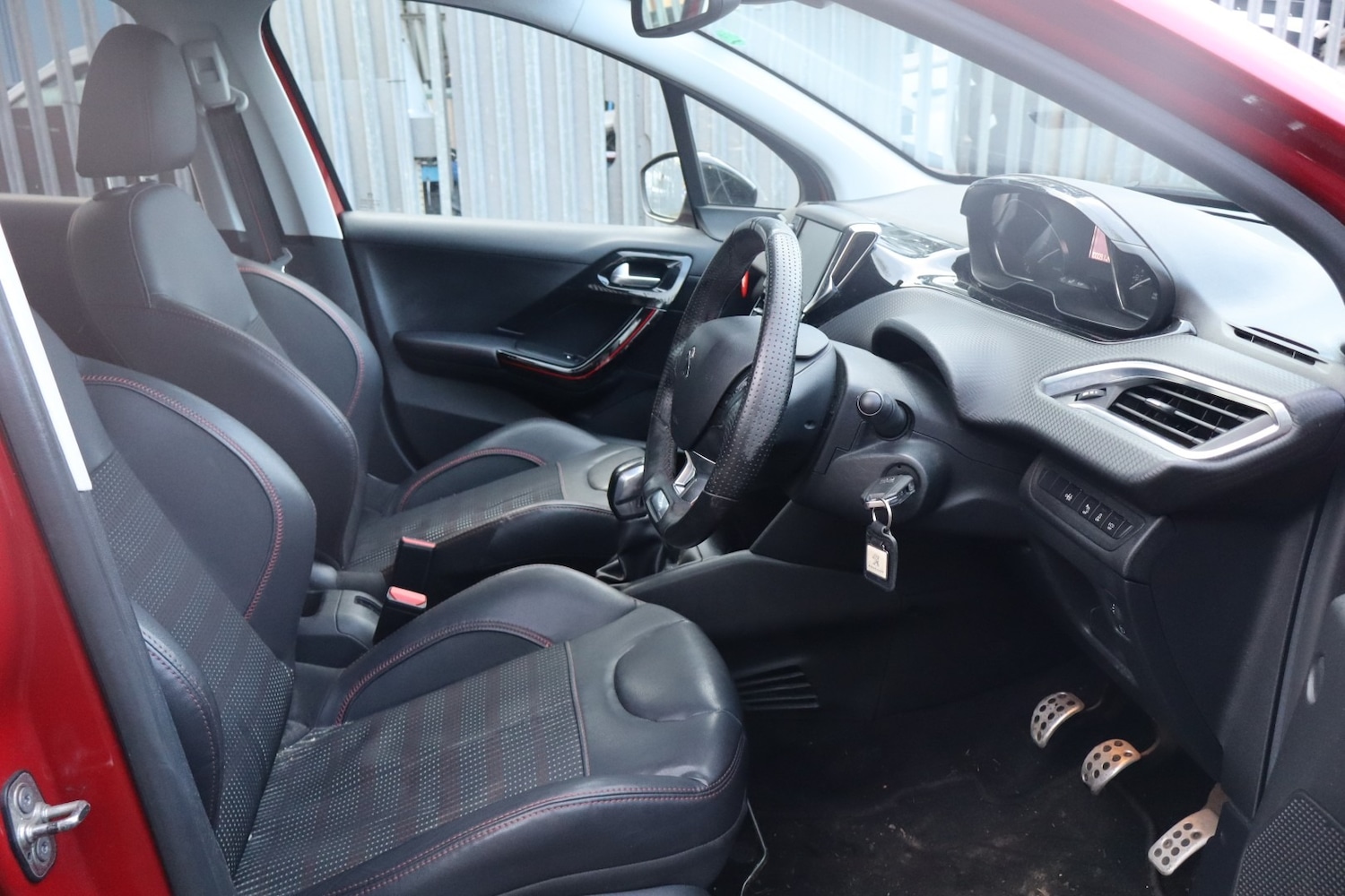 Used Peugeot 208 2016 for sale - 77312235: Photo 10