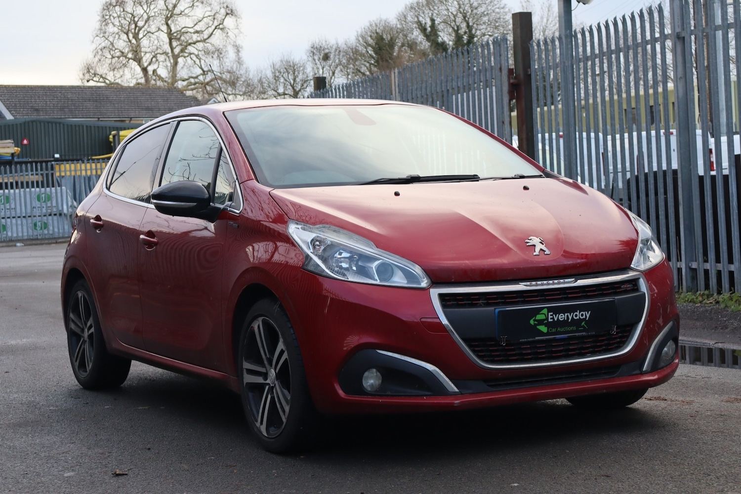 Used Peugeot 208 2016 for sale - 77312235: Photo 8