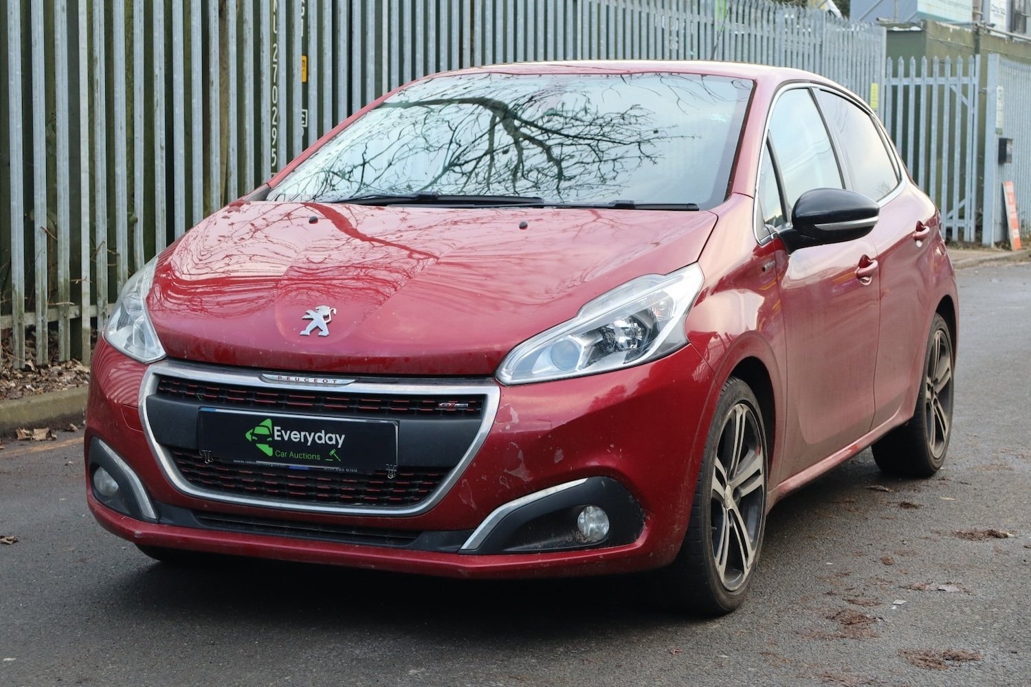 Used Peugeot 208 2016 for sale - 77312235: Photo 9