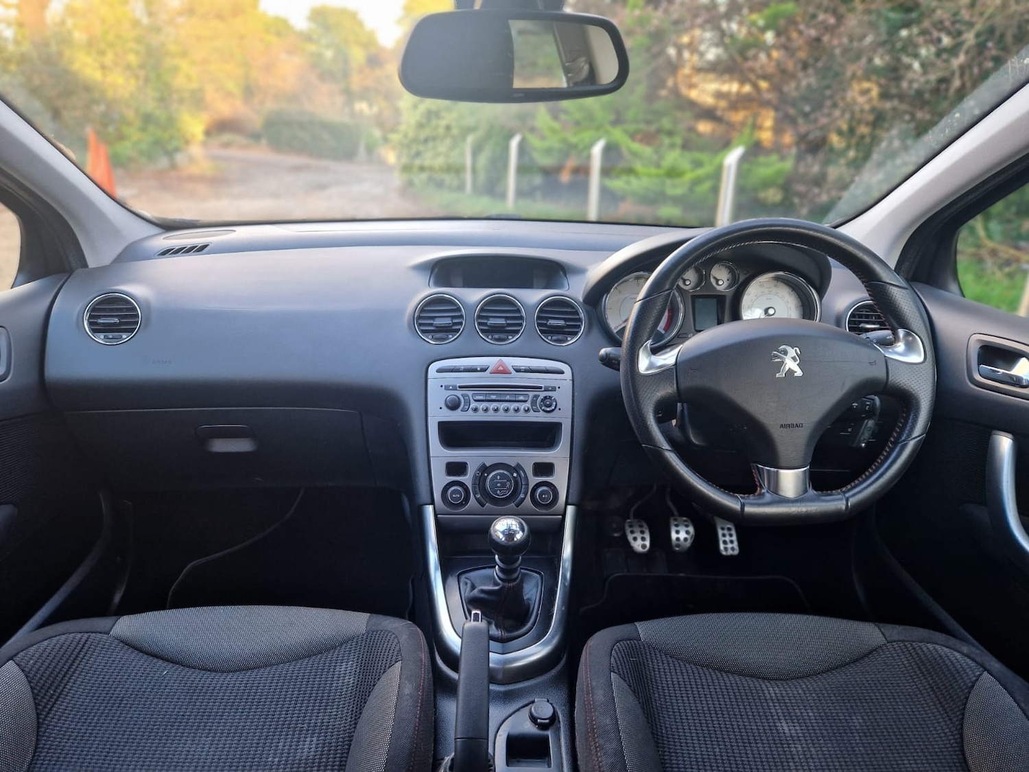 Used Peugeot 308 2012 for sale - 76908144: Photo 30