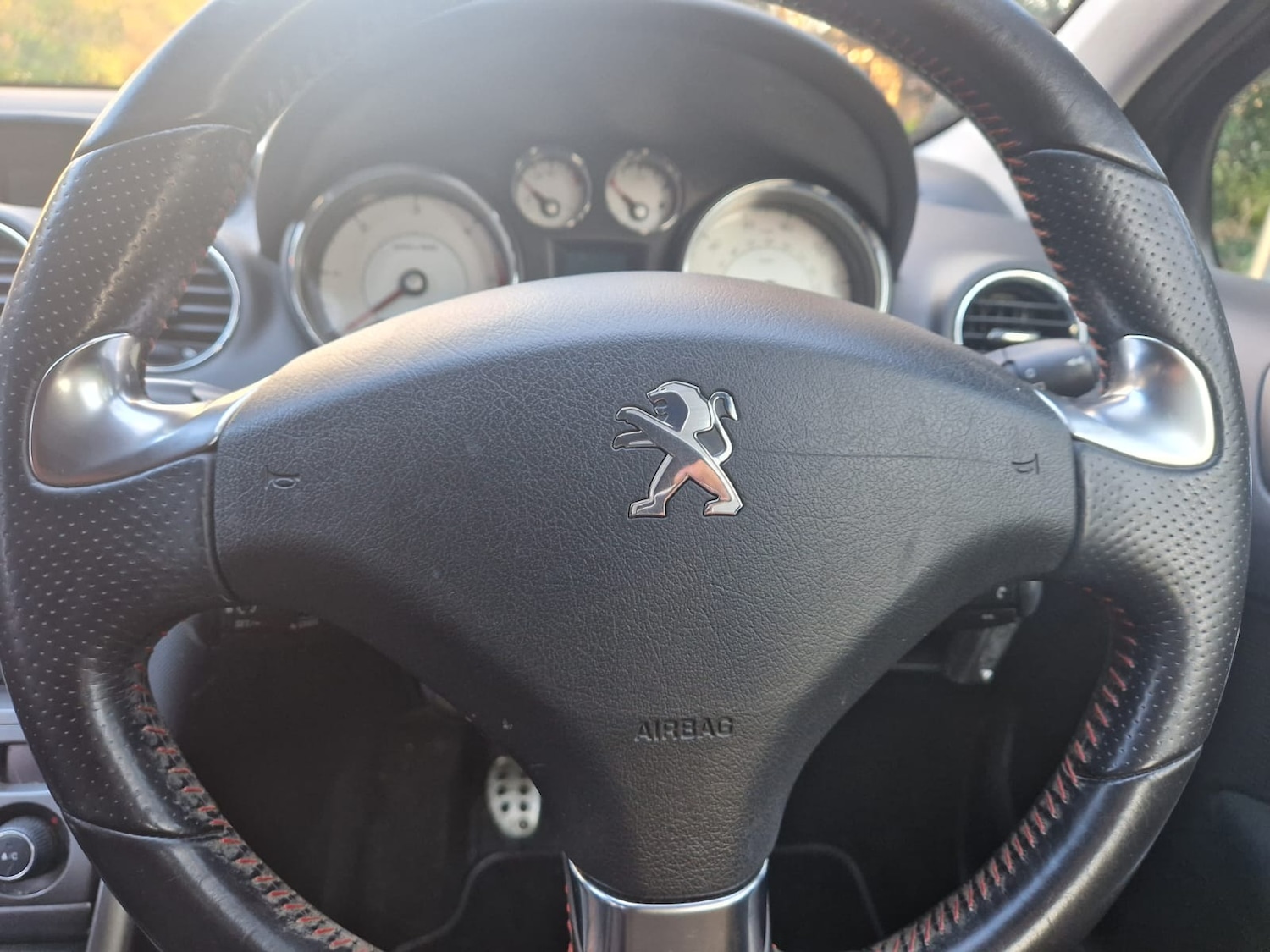 Used Peugeot 308 2012 for sale - 76908144: Photo 33