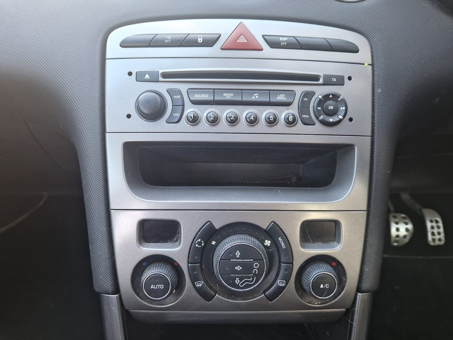 Used Peugeot 308 2012 for sale - 76908144: Photo 41