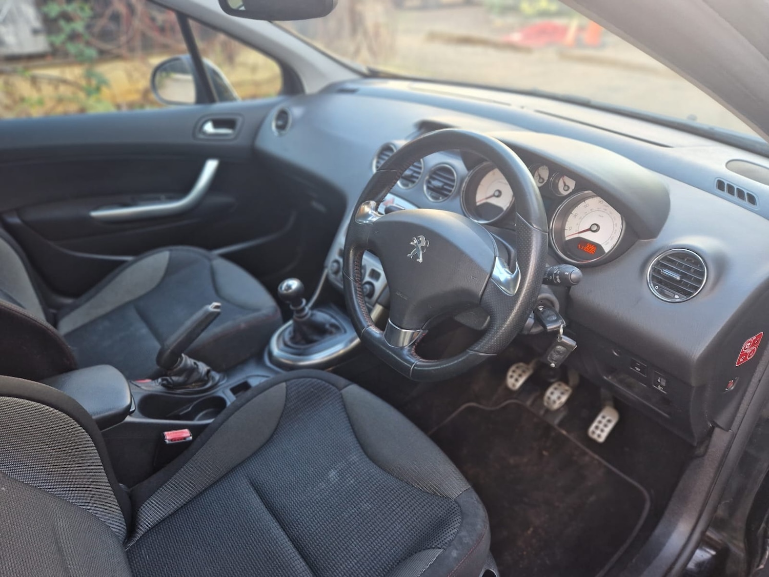 Used Peugeot 308 2012 for sale - 76908144: Photo 6