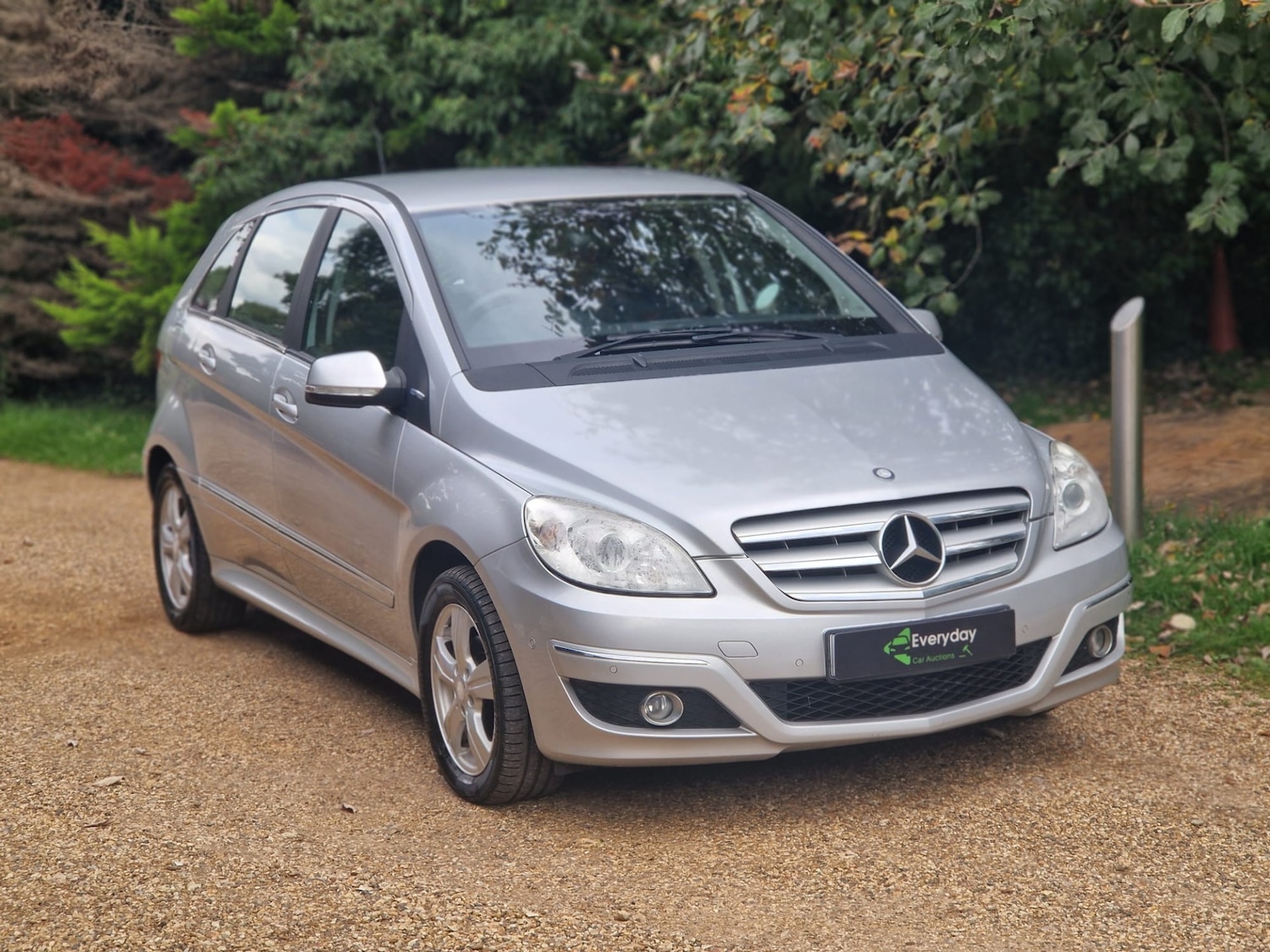Used Mercedes-Benz B Class 2011 for sale - 76806952: Photo 1