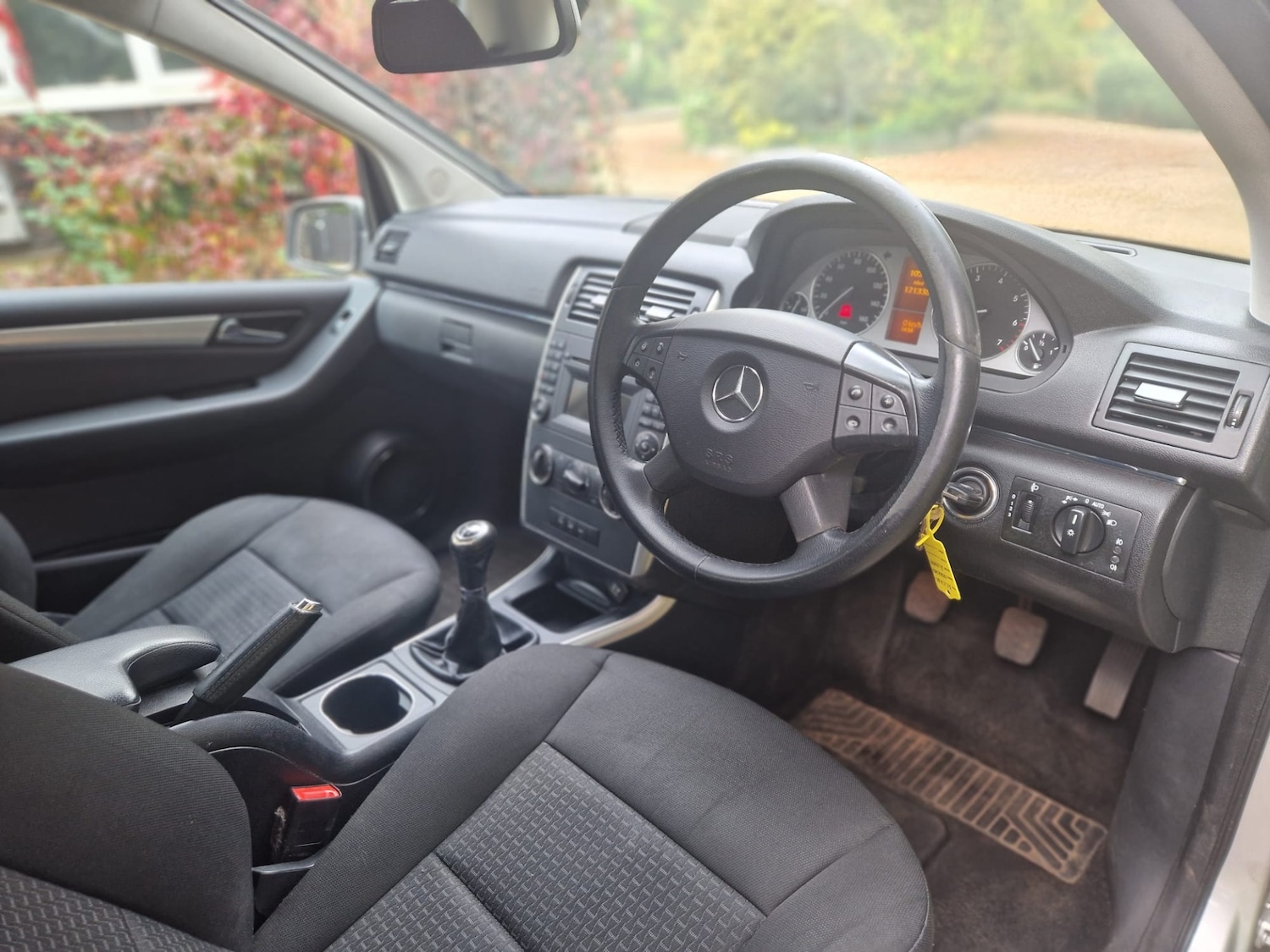 Used Mercedes-Benz B Class 2011 for sale - 76806952: Photo 16