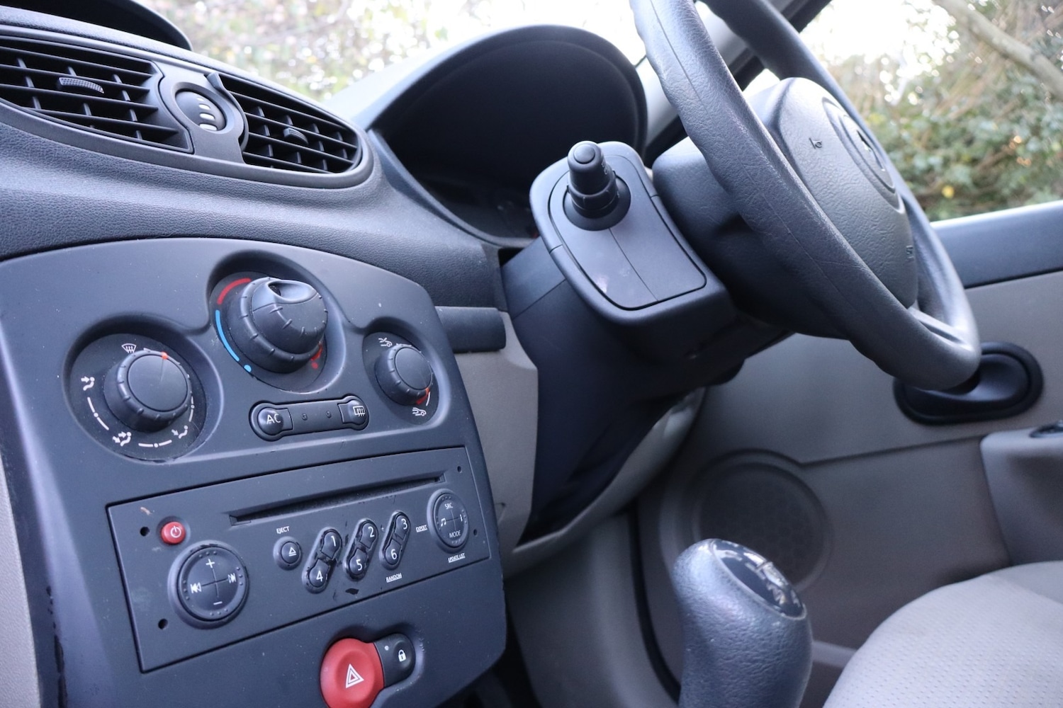 Used Renault Clio 2007 for sale - 76693154: Photo 21