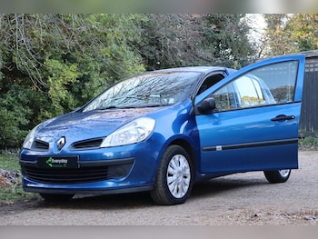 Used Renault Clio 2007 for sale - 76693154: Photo