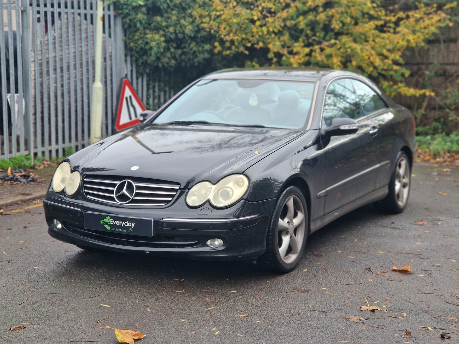 Used Mercedes-Benz CLK 2005 for sale - 76554109: Photo 10