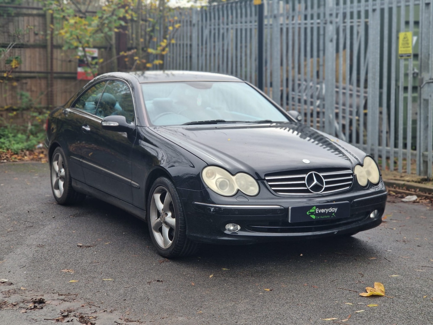 Used Mercedes-Benz CLK 2005 for sale - 76554109: Photo 5