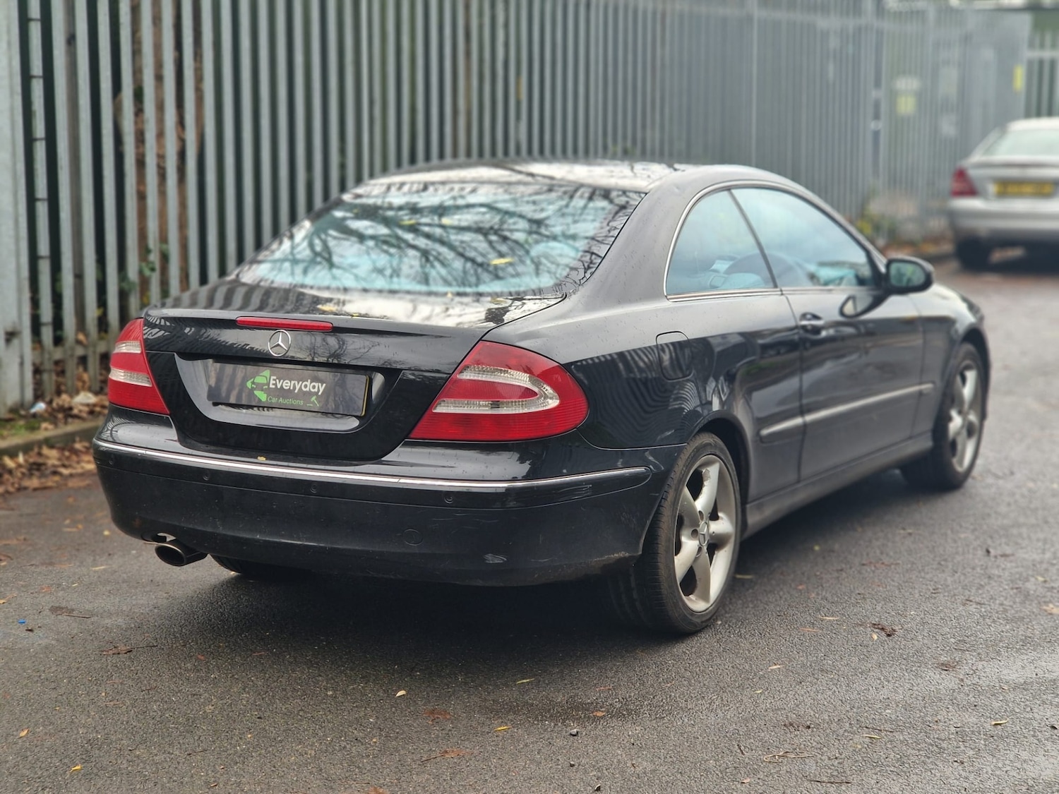 Used Mercedes-Benz CLK 2005 for sale - 76554109: Photo 8