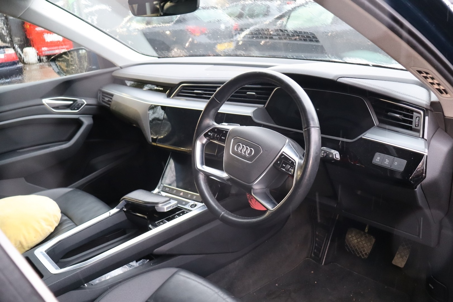 Used Audi e-tron 2021 for sale - 77207518: Photo 3