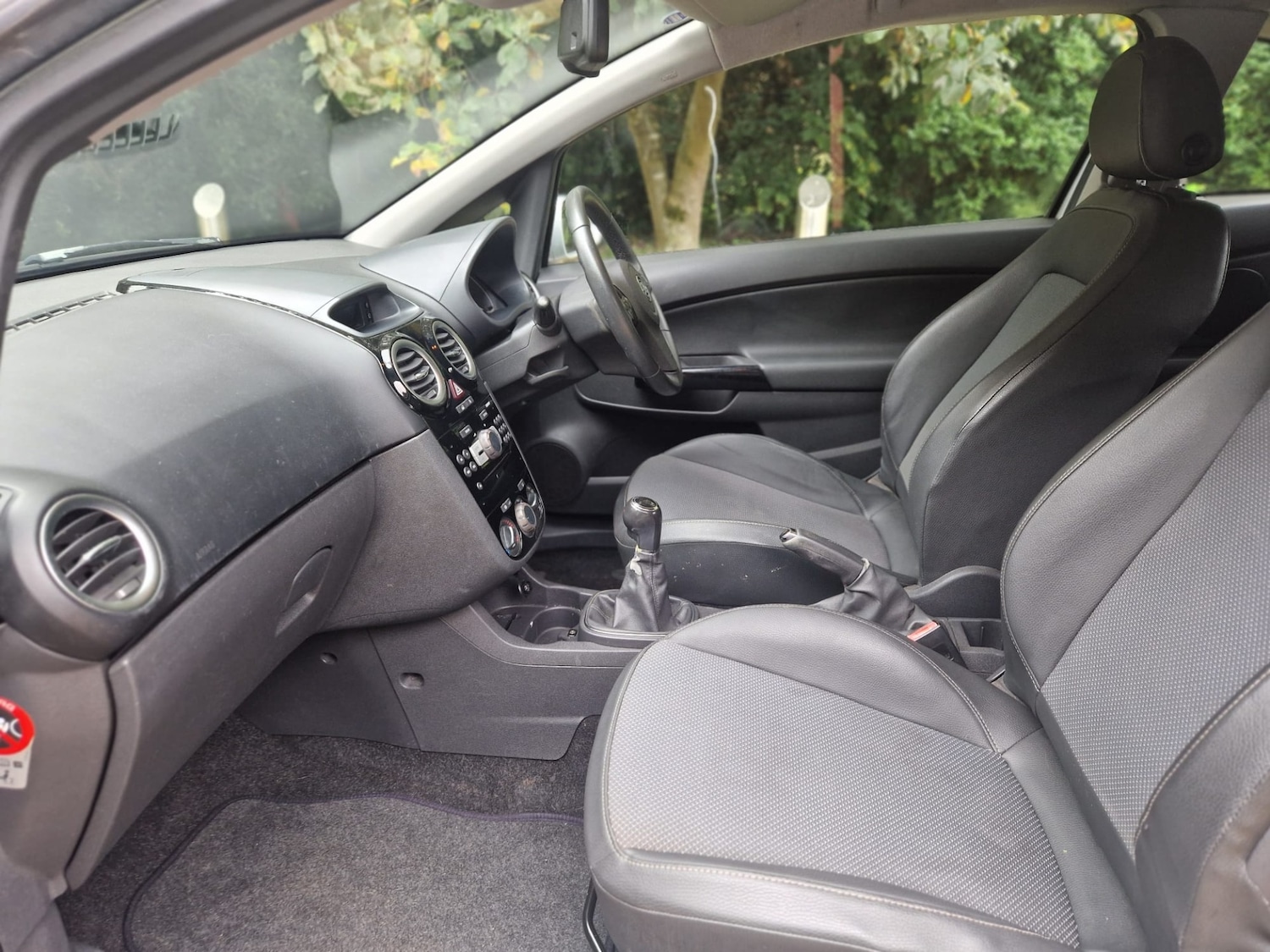 Used Vauxhall Corsa 2007 for sale - 76142467: Photo 12