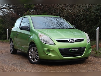 Used Hyundai i20 2010 for sale - 77170725: Photo