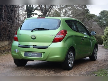 Used Hyundai i20 2010 for sale - 77170725: Photo