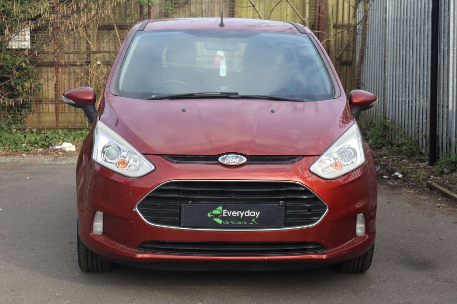 Used Ford B-MAX 2015 for sale - 77967910: Photo 2