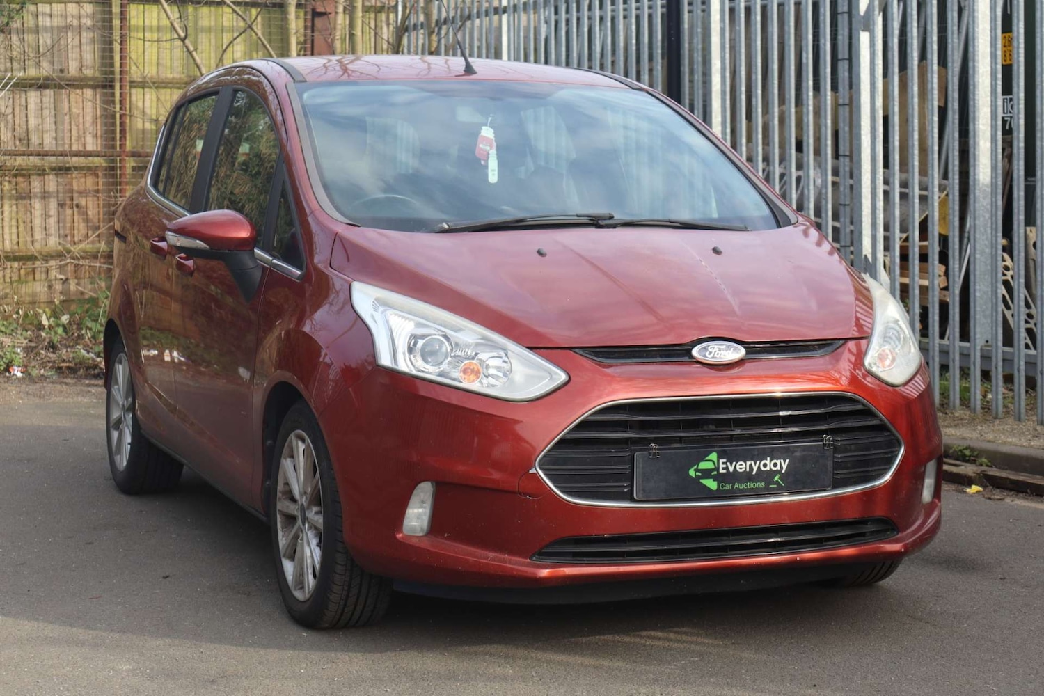 Used Ford B-MAX 2015 for sale - 77967910: Photo 4